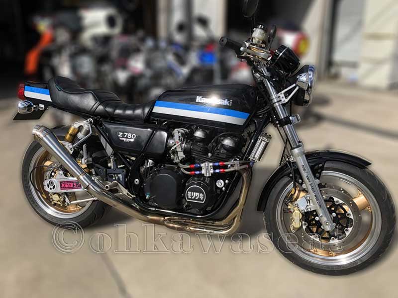 ゼファー400　段シート加工　装着車輛画像