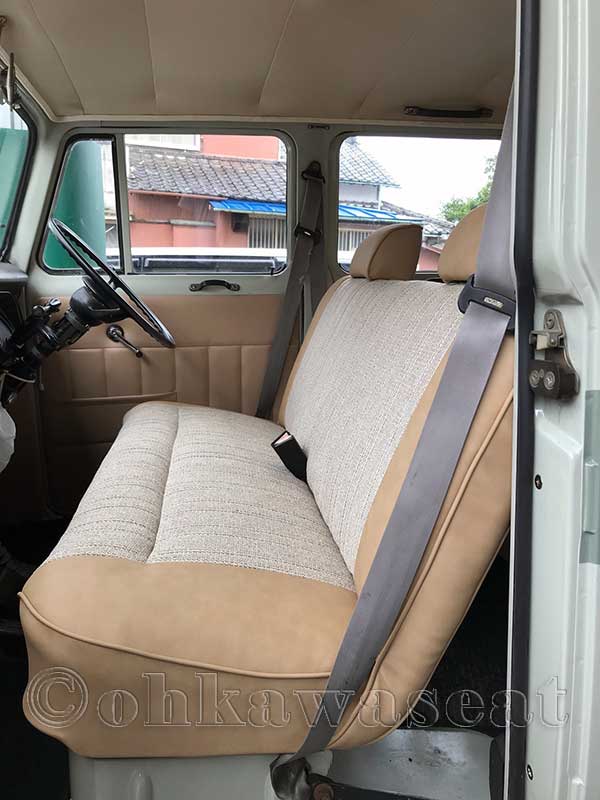 C-32 三菱JEEP J38 前席シート張替え