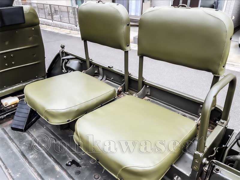 自動車シート張替えC-39/JEEP　シート張替え-2