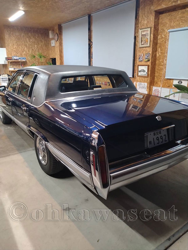 自動車シート張替えC-53/キャデラック　シート張替え-車両後景画像
