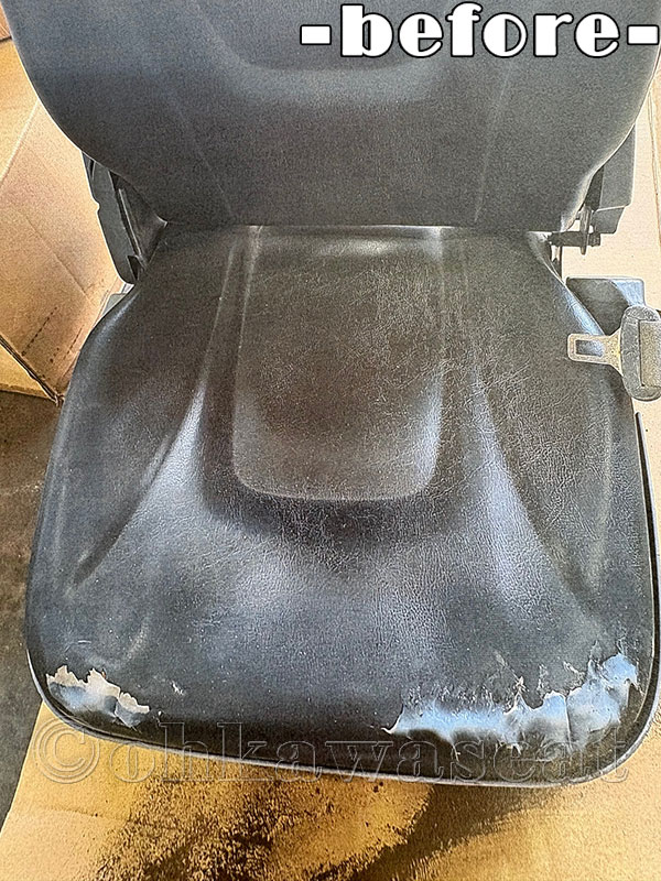 その他の製作 O-17/建設機械　KOMATSUミニ油圧ショベル　PC30MR　オペレーターシートカバー製作前