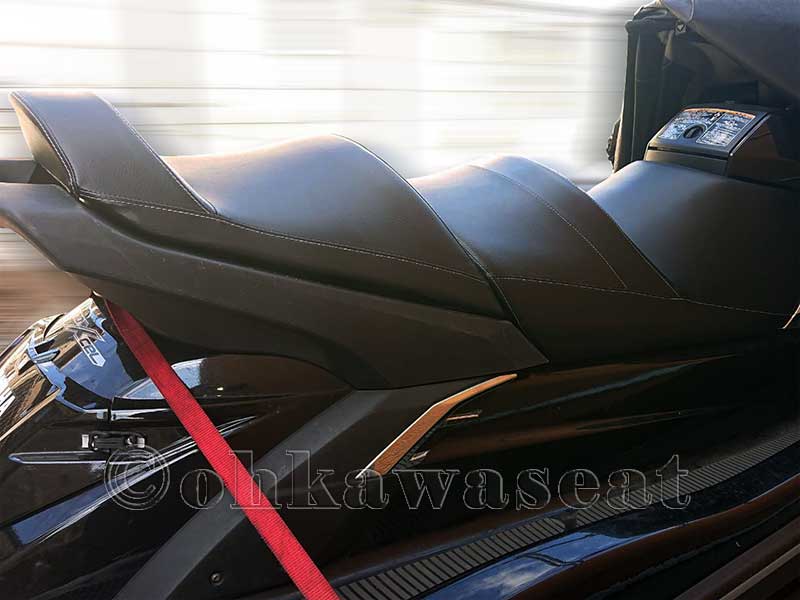 ボート＆ジェットスキー　シート張替え J-7/YAMAHA　MJ-FX HO　シート張替え　画像3