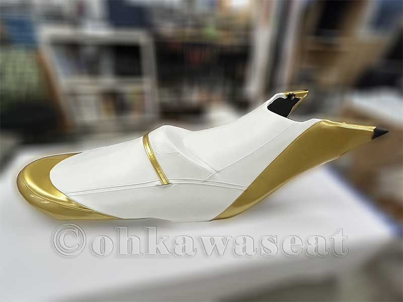 ボート&ジェットスキー シート張替え J-8/SEA DOO 260RS シート張替え