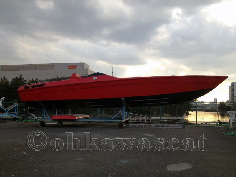 東京湾マリーナ パワーボート 外装塗装&シート他一式張替え S-2